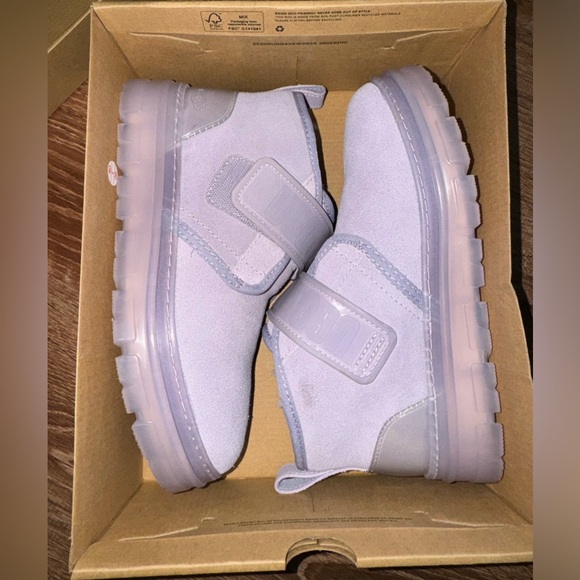 Neural Clear Uggs - Picture 4 of 6